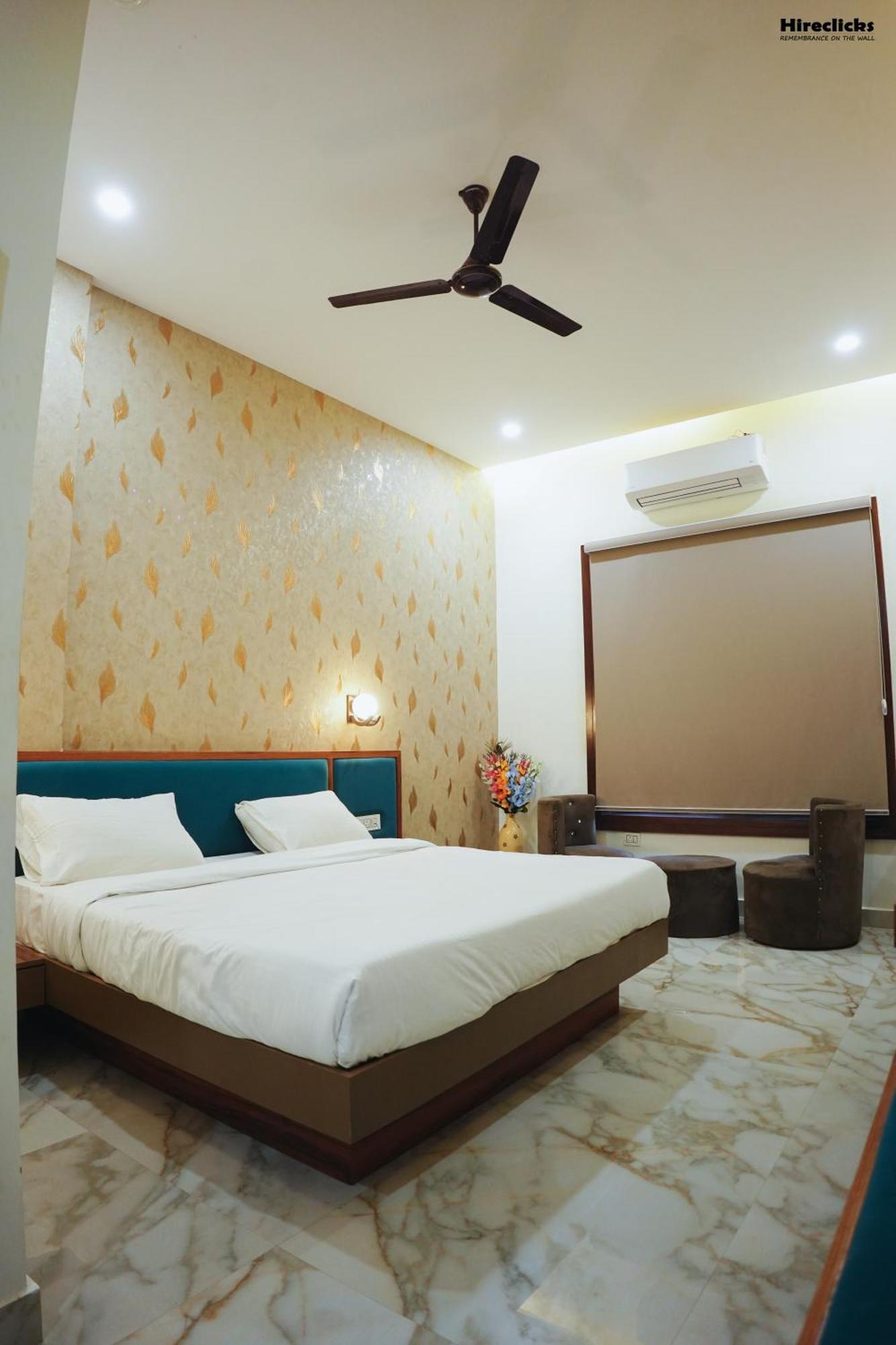 The Krati Resort And Convention Centre Bareilly Bagian luar foto